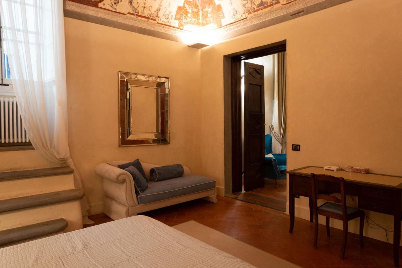 Leilighet Luxury Frescoed In The Center