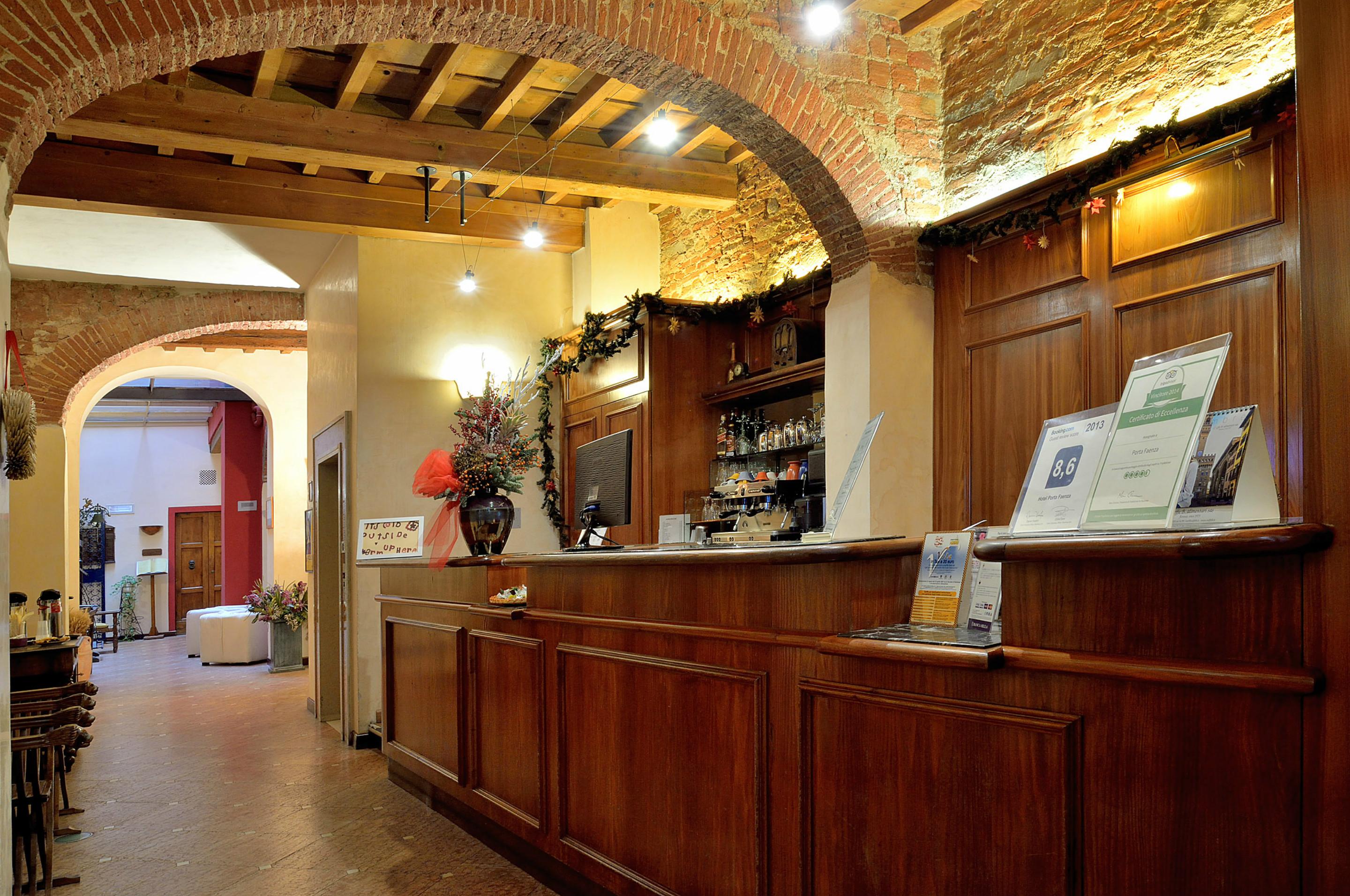 Porta Faenza Hotel 3*