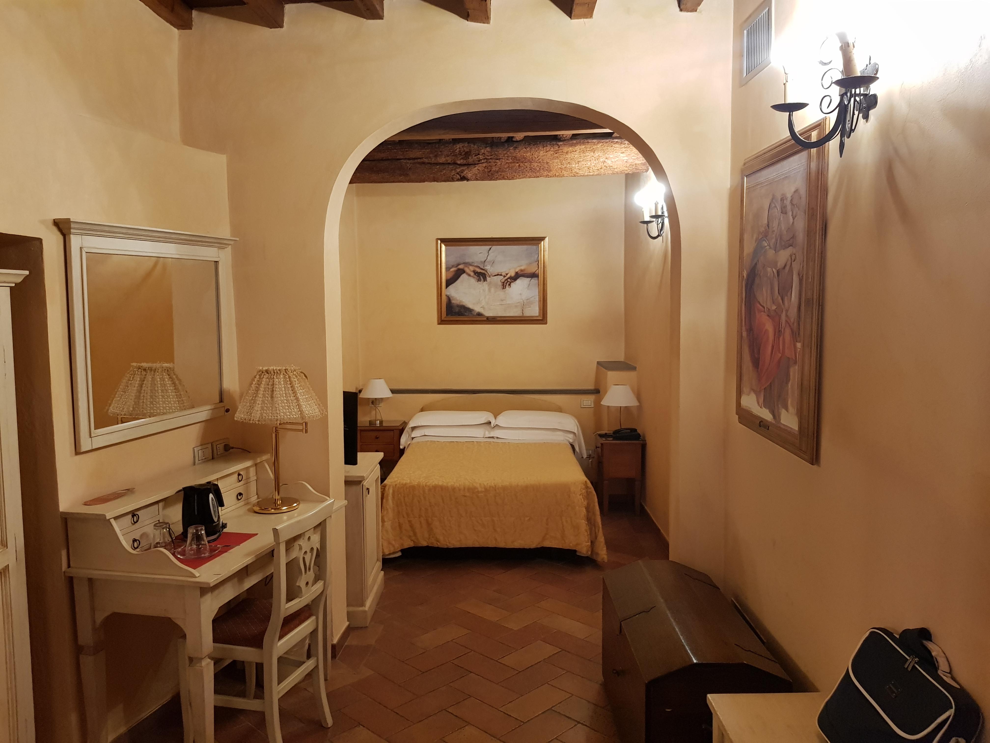 Hotel Porta Faenza 3*