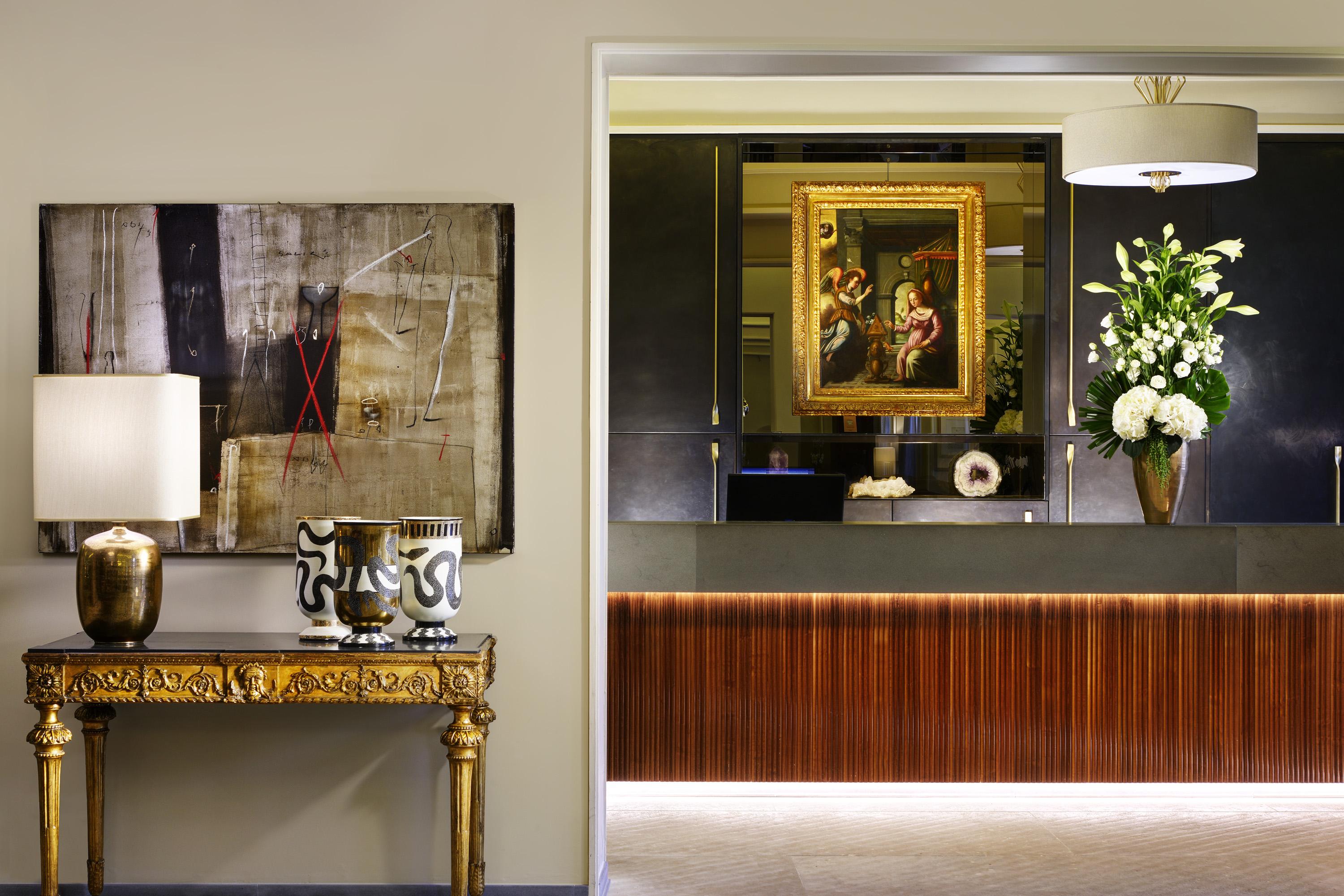 Grand Minerva Hotel 4*