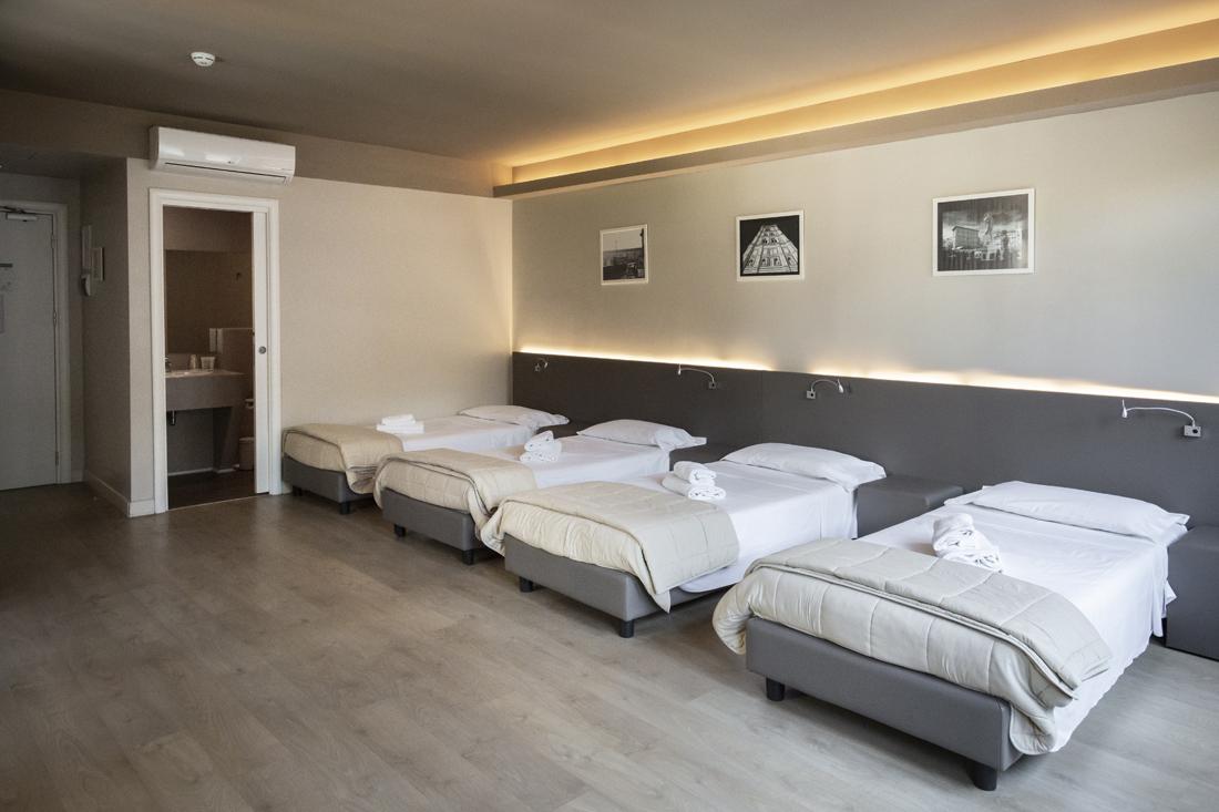 Hostel Plus Florence *