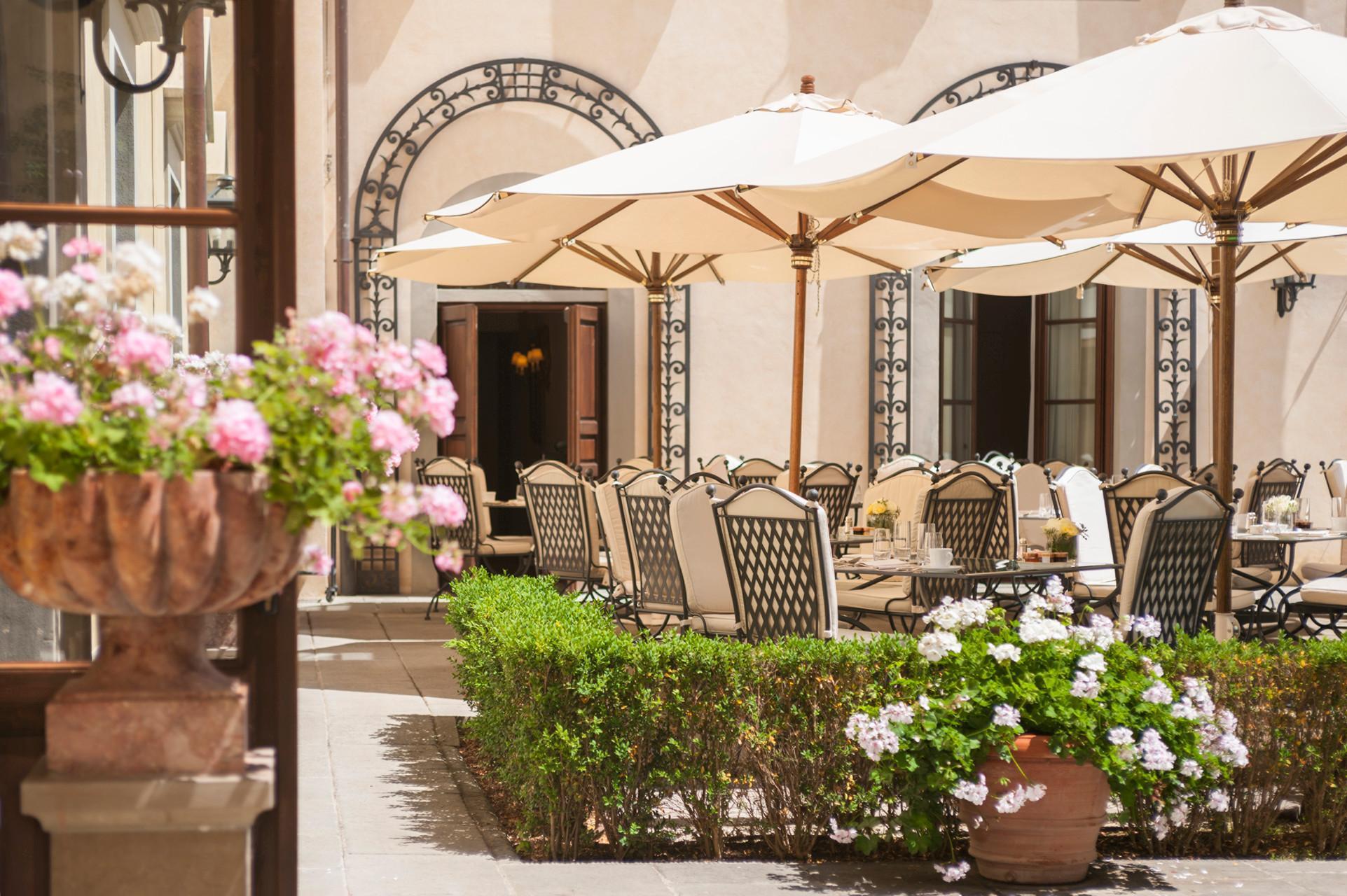 Four Seasons 5*