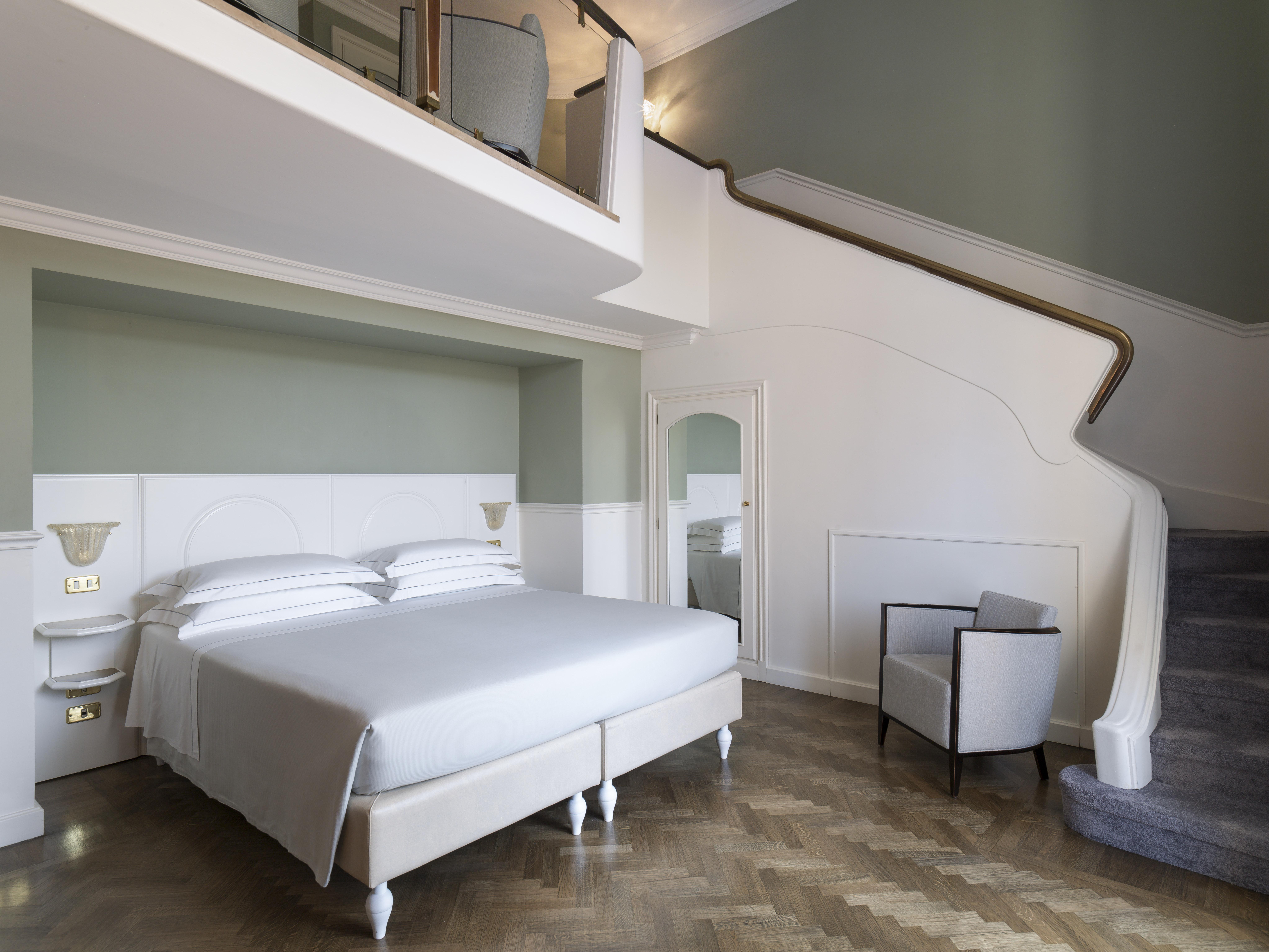 Plaza Lucchesi Hotel