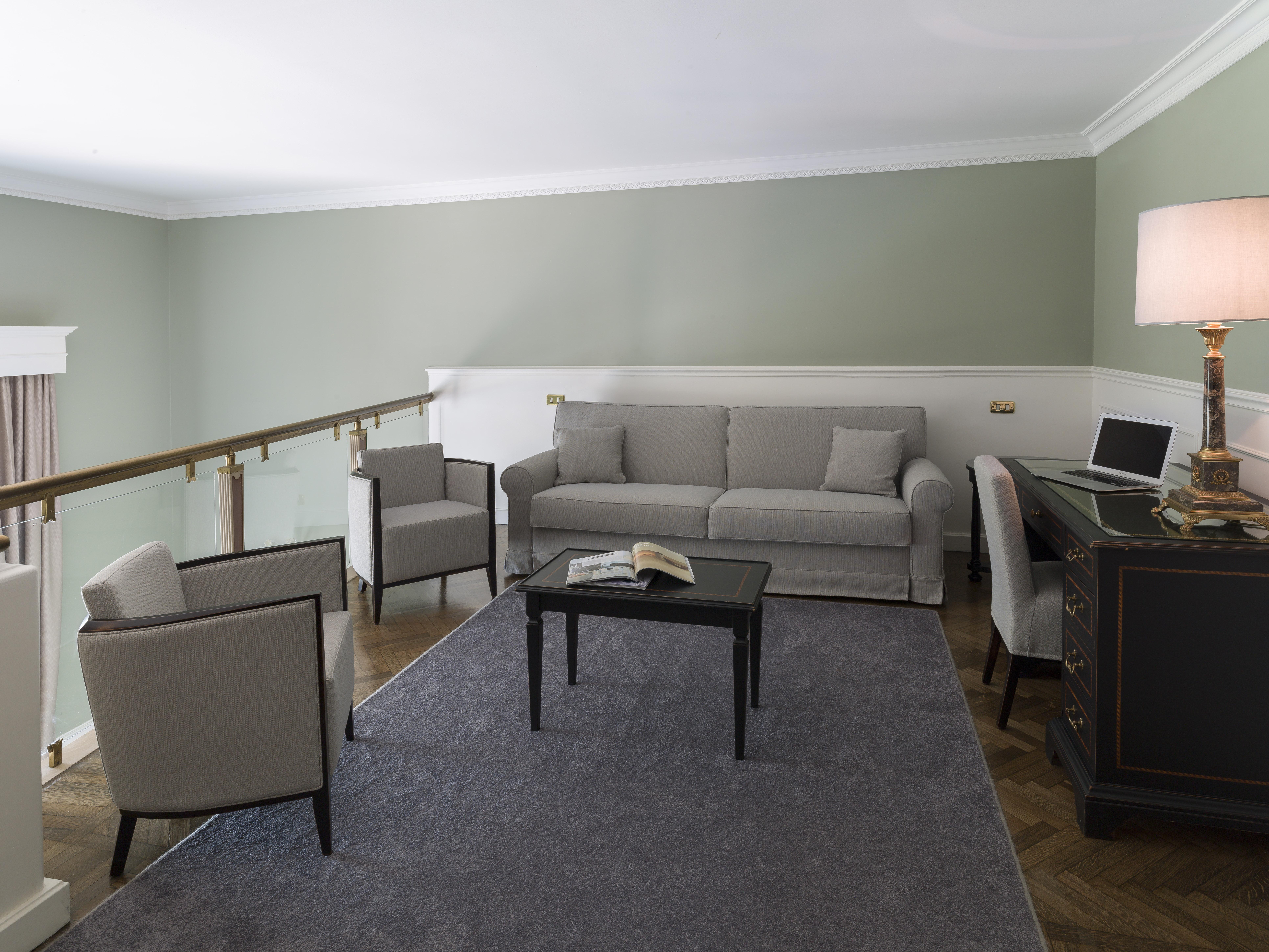 Plaza Lucchesi Hotel 4*