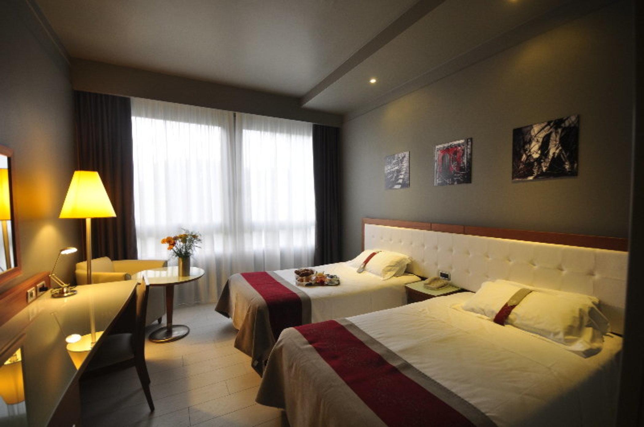 Italiana Hotell 4*