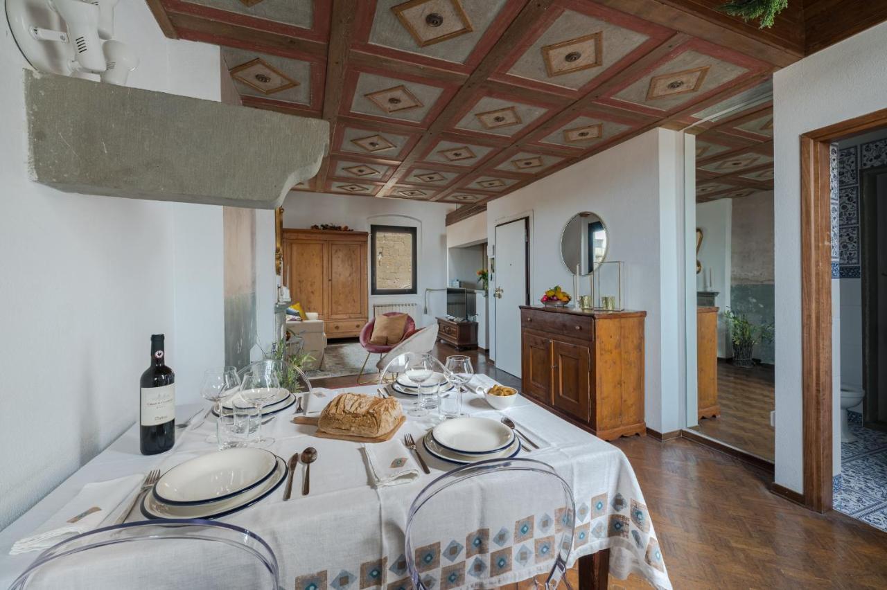 Via Lamberti, 3 - Charming - Charming And Historic 5th-floor Attic With Elevator In A Building At The Heart Of Vibrant Florence, Just A 2-minute Walk From Attractions * Firenze
