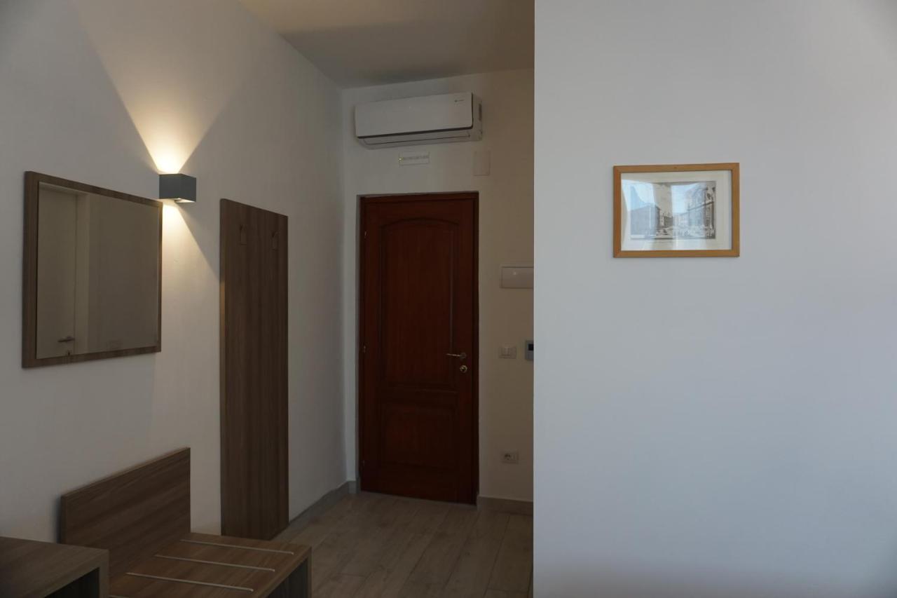 Affittacamere Holiday Rooms