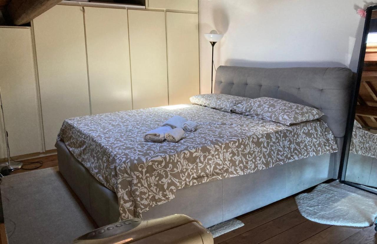 La Casa Dell'arte E Della Moda. Apartment