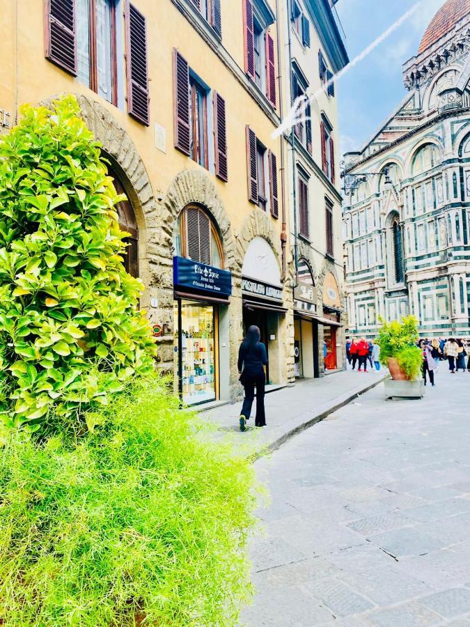 Apartamento La Mandorla In Piazza Del Duomo Florença