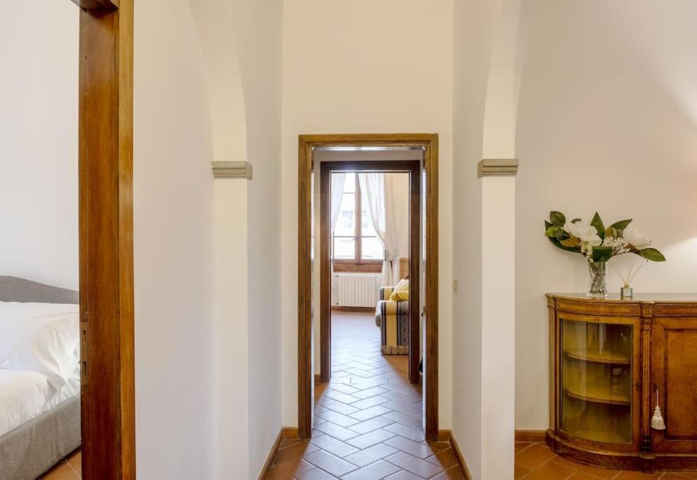 Apartamento D/t Elegant & Spacious Flat 2' Walk Train Station Florença