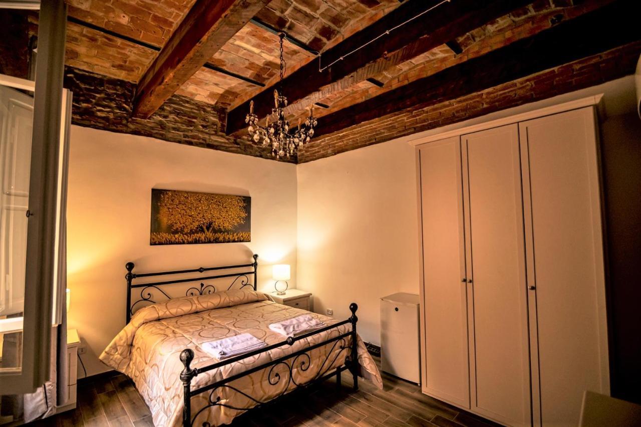 Le Stanze Dei Ghibellini * Florença