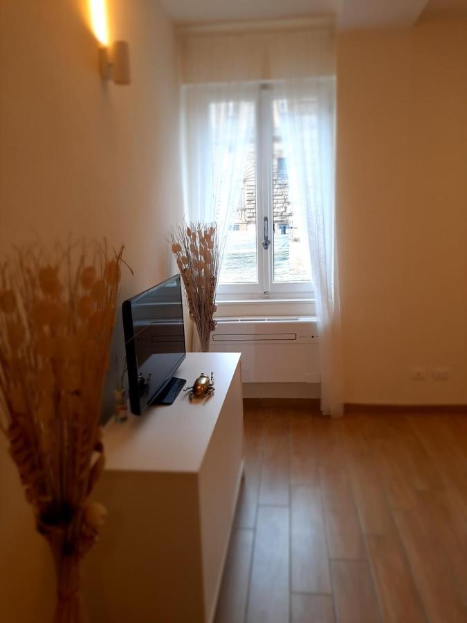 Piazza Pitti View Apartment *
