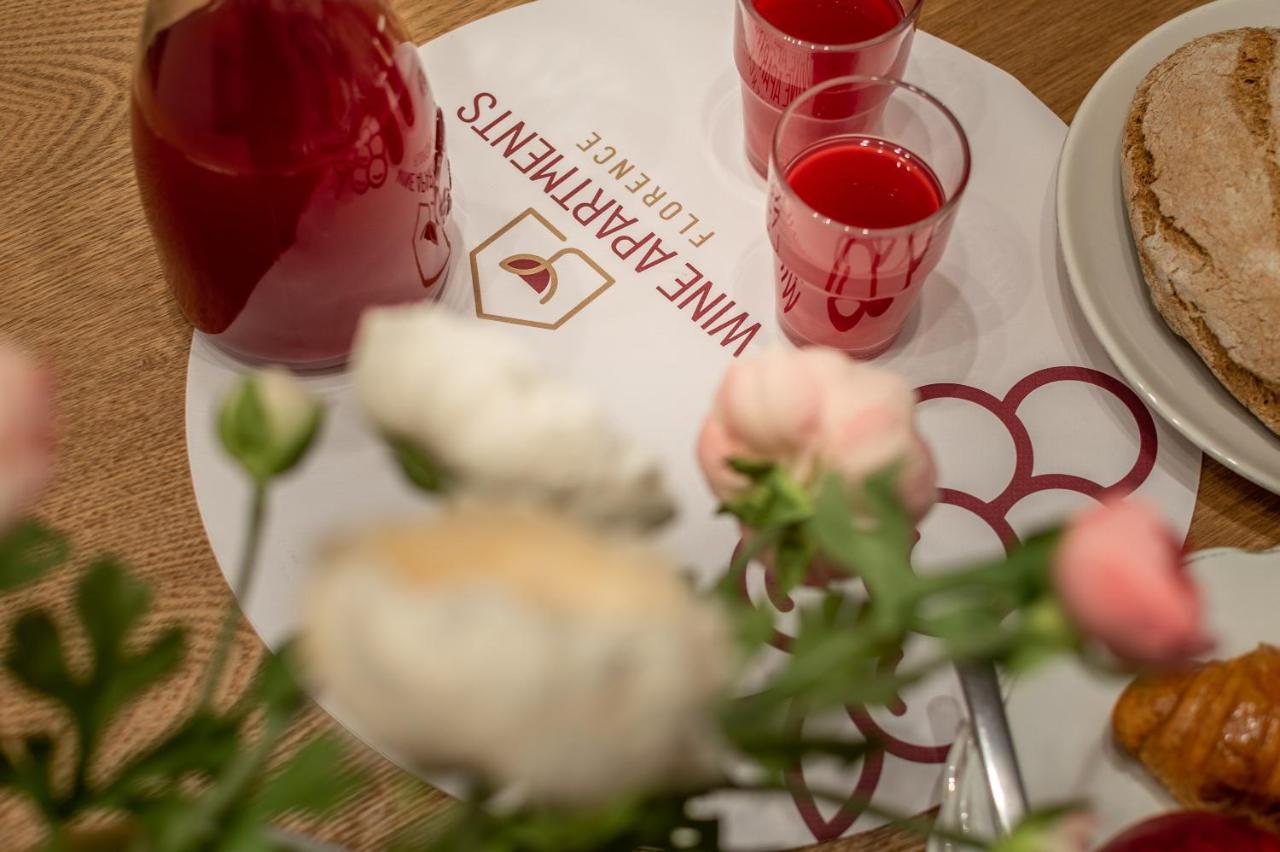 Wine Vernaccia Appartement Florence