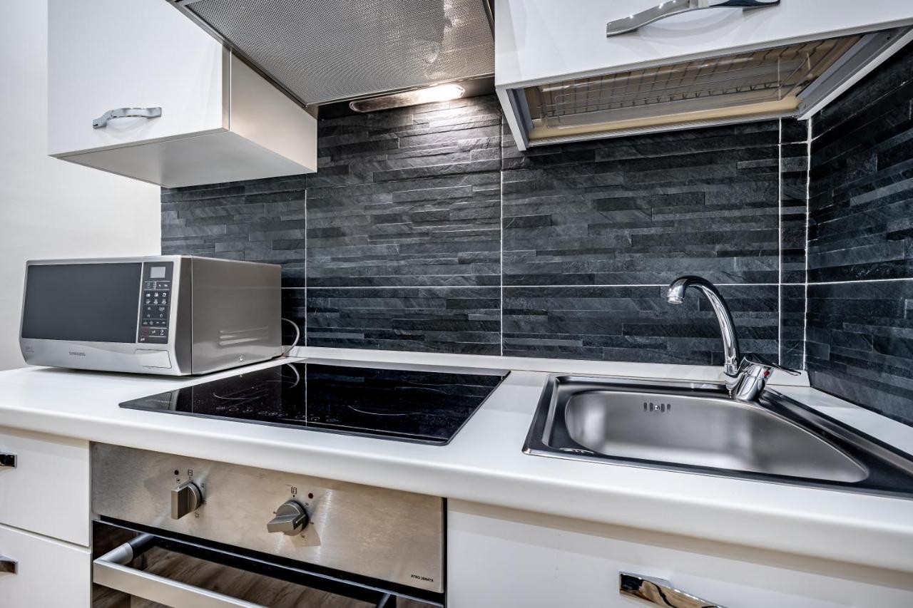 Apartment Yid Lovely Sangallo Apt