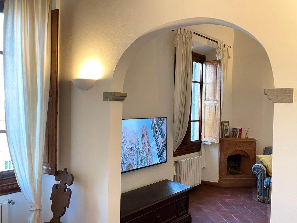 D/t Elegant & Spacious Flat 2' Walk Train Station Florença