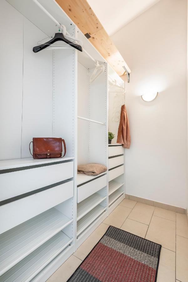 Porcellana Double Apartment Florence