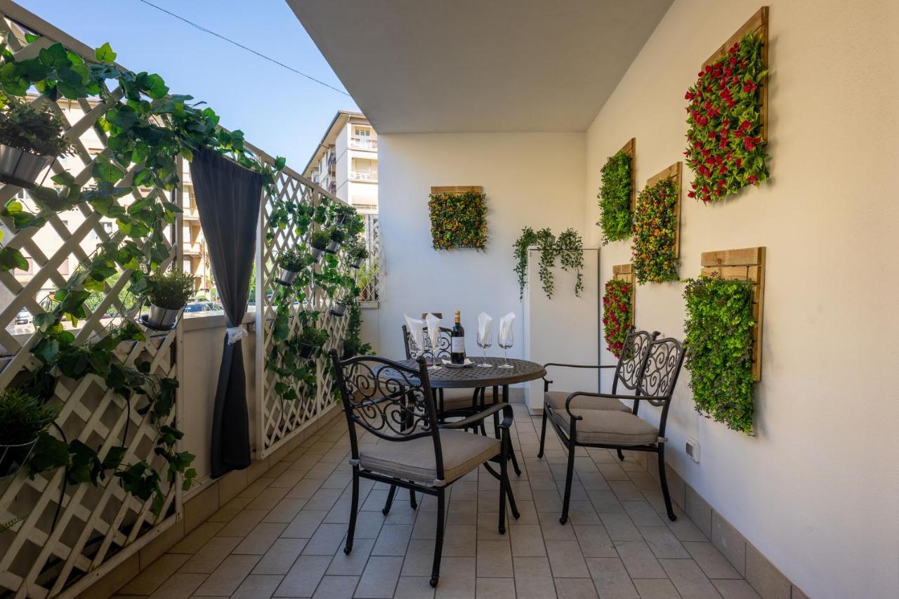 Elegant Location In - 2 Free Parking! Appartamento