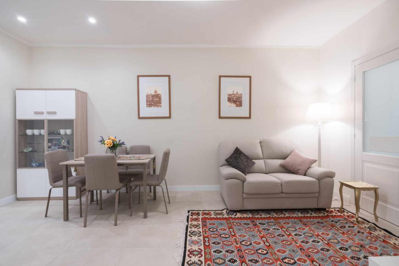Ghibellina With 2 Bedrooms Apartamento *
