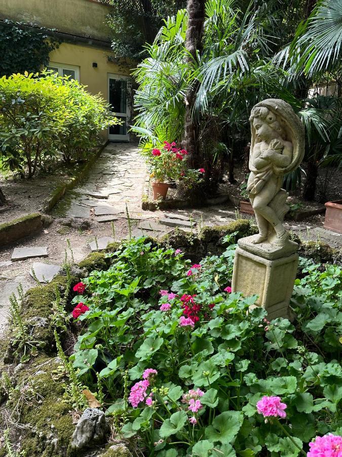Dependance In Giardino Storico * Firenze