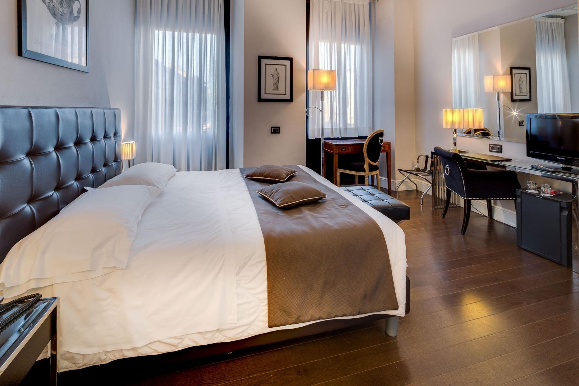 Roma Hotel 4*