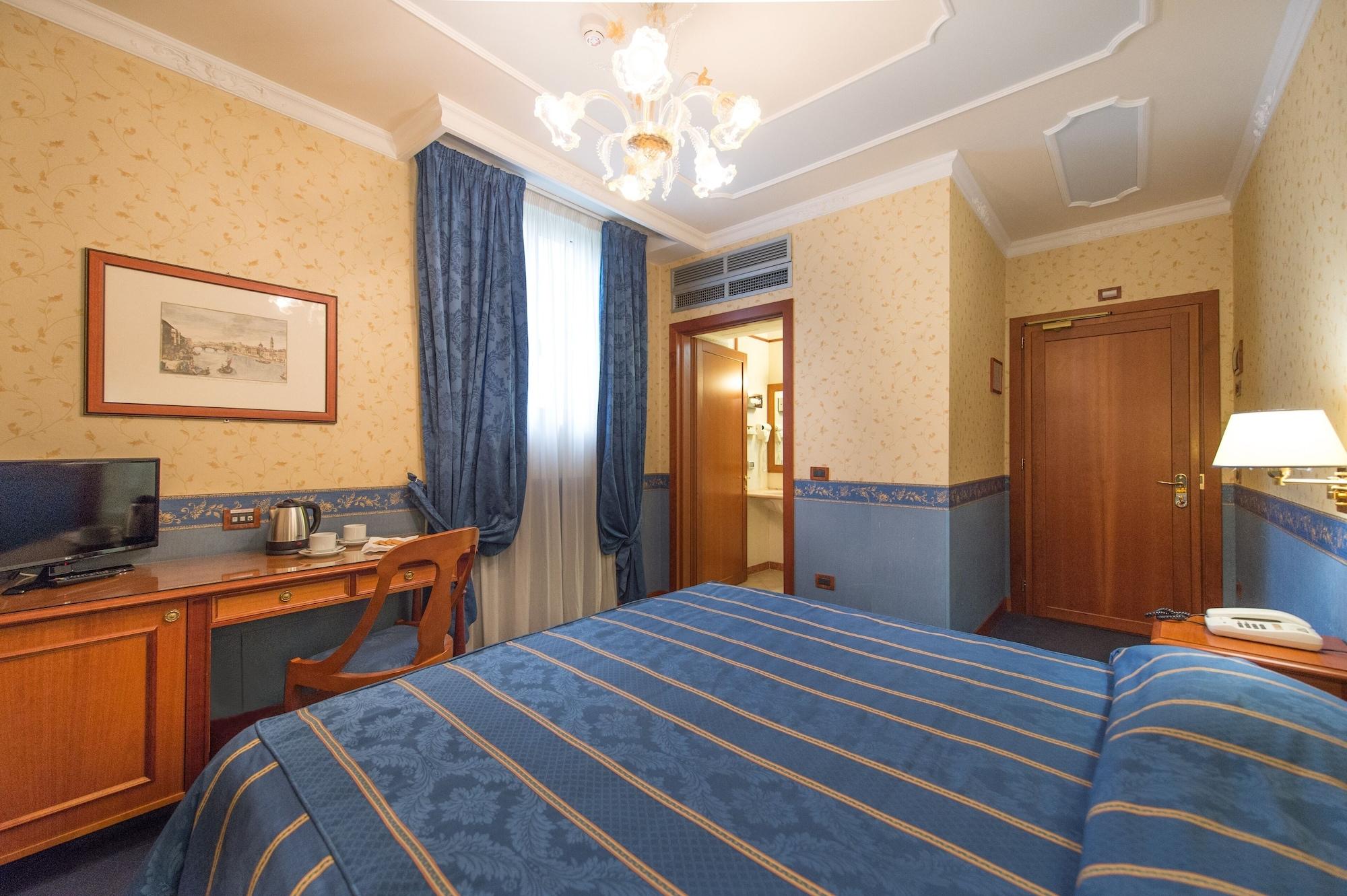 Hotel Diana Park 3*
