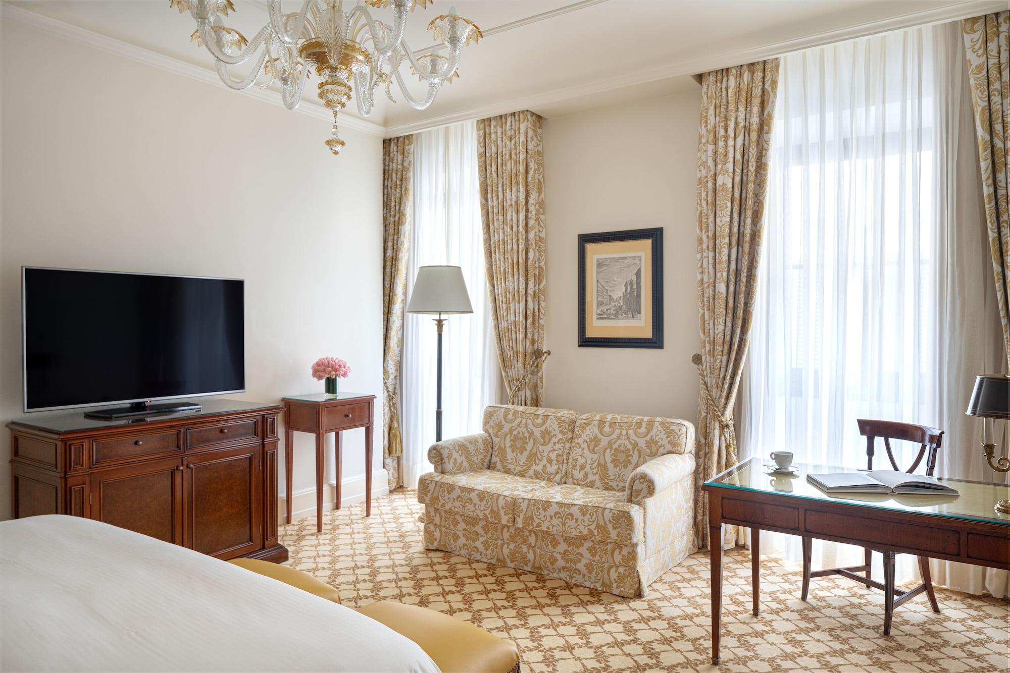 Four Seasons Hotel 5*