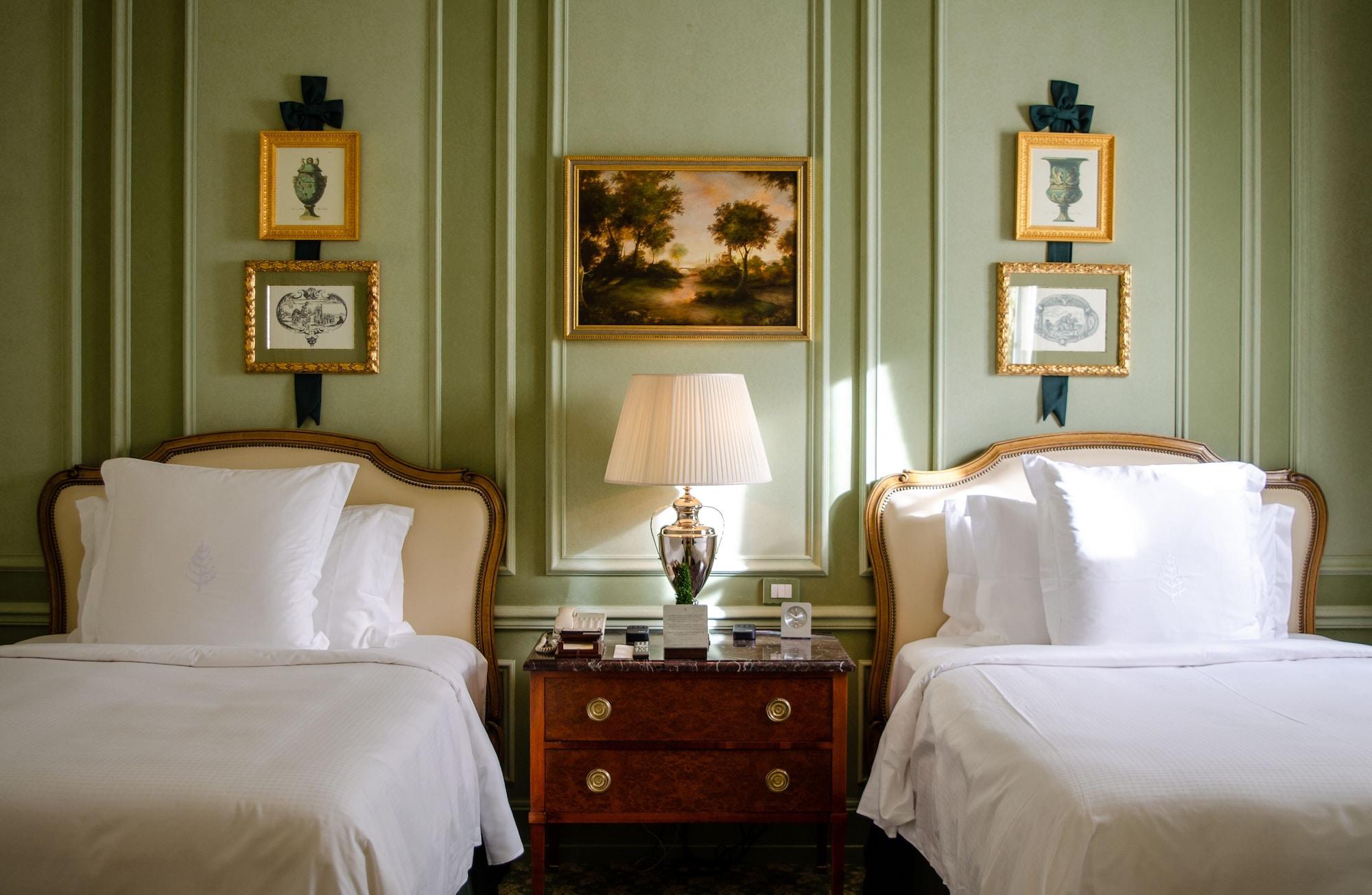 Four Seasons Hotel