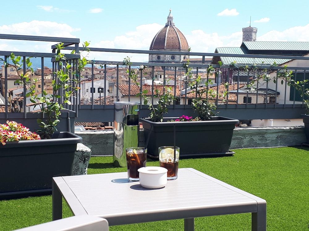 Cantoria Hotel