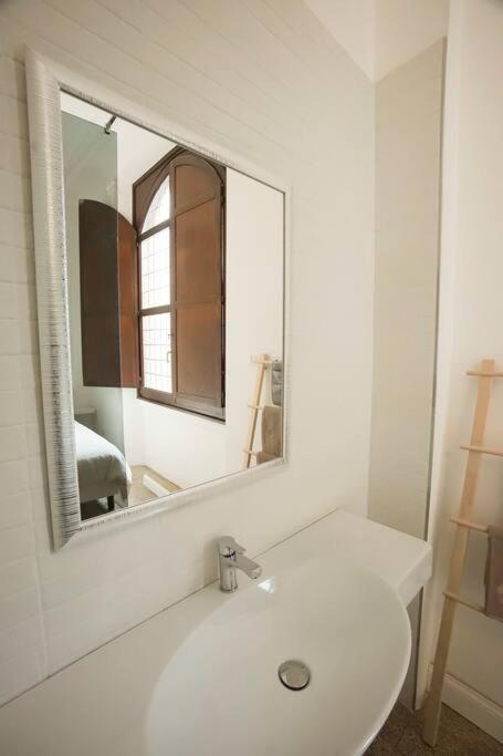 5 Min Duomo - Novella Boutique - Parcheggio Apartamento *