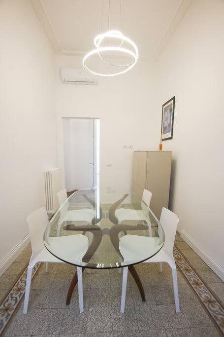 5 Min Duomo - Novella Boutique - Parcheggio Apartamento