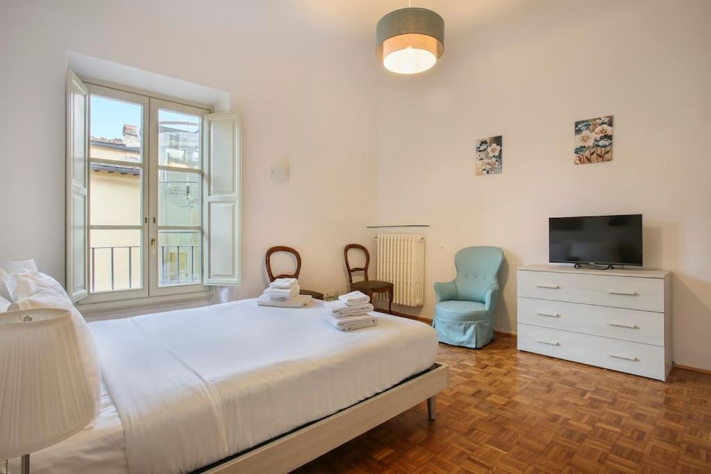 Palazzo Borghese 2 Bedroom Apartamento