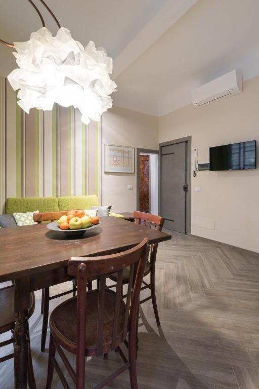 Apartment The Hobbit Guelfa Florence