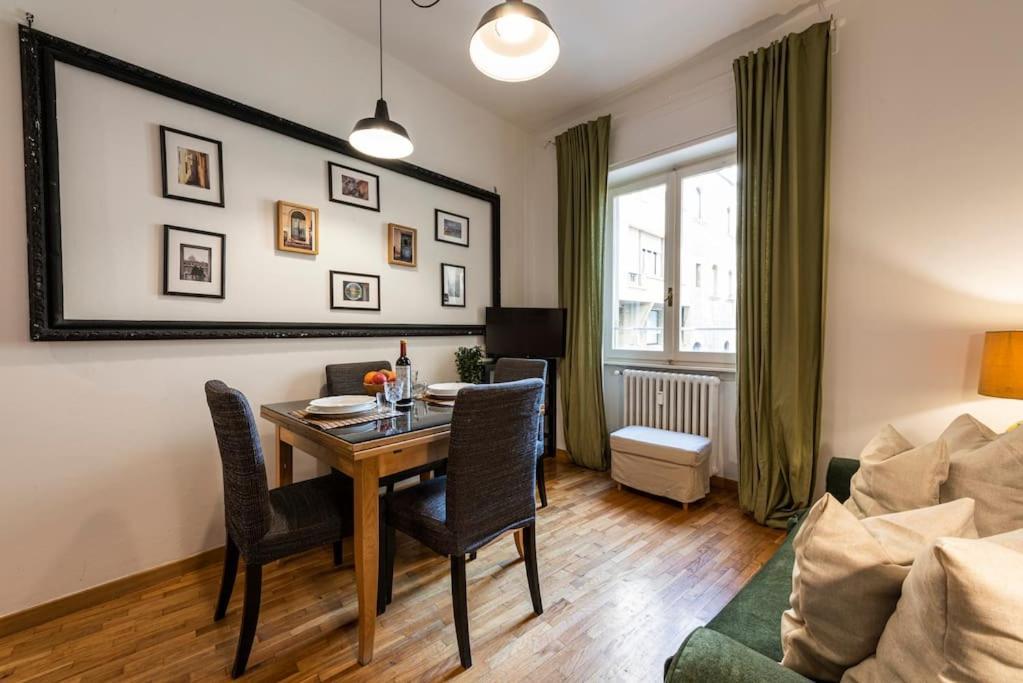 Wonderful Ponte Vecchio At A Breath. Appartement Florence
