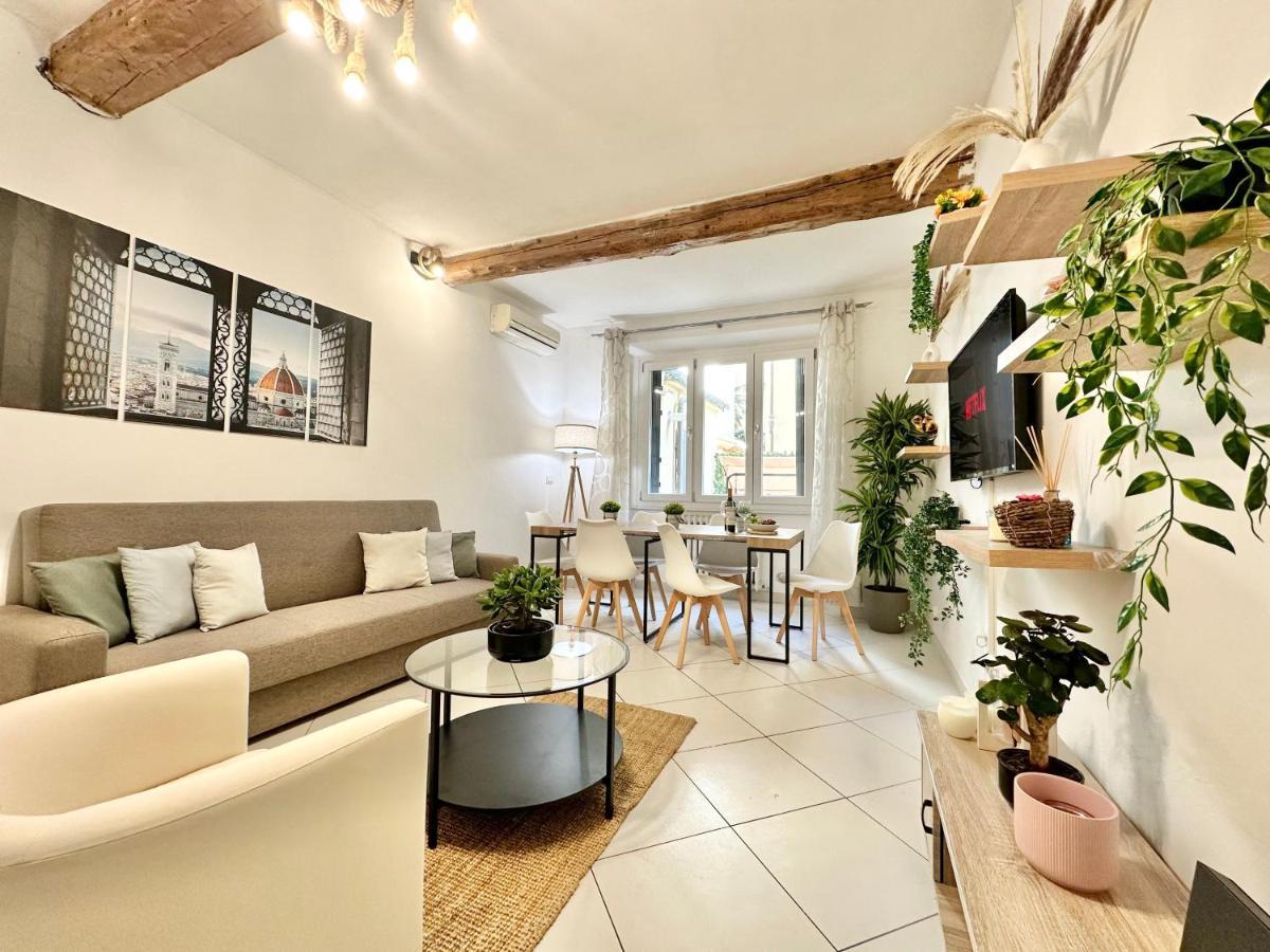 Appartement A 2 Passi Dal Duomo Con Parcheggio E 3 Florence