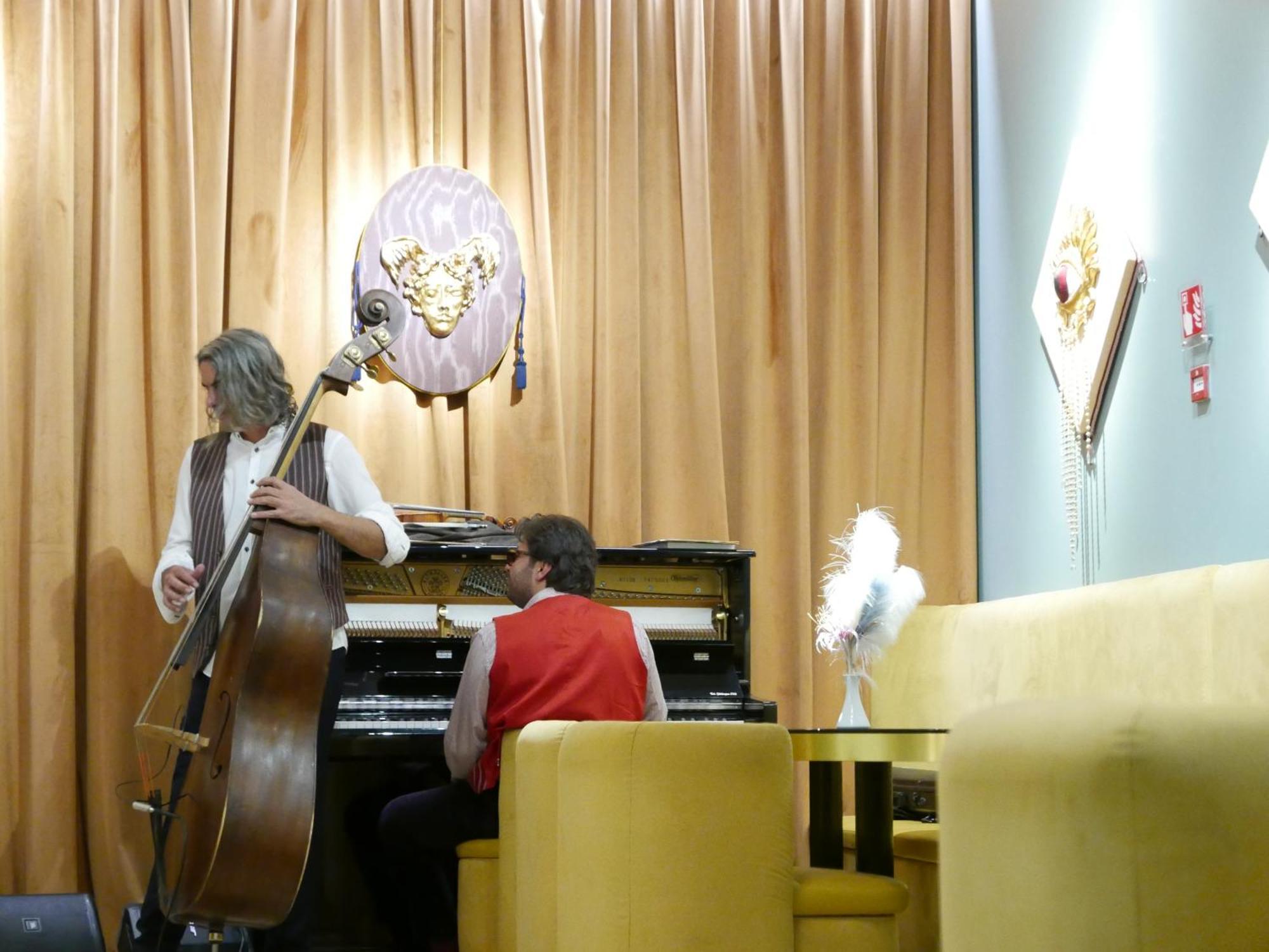 Number Nine Hotel