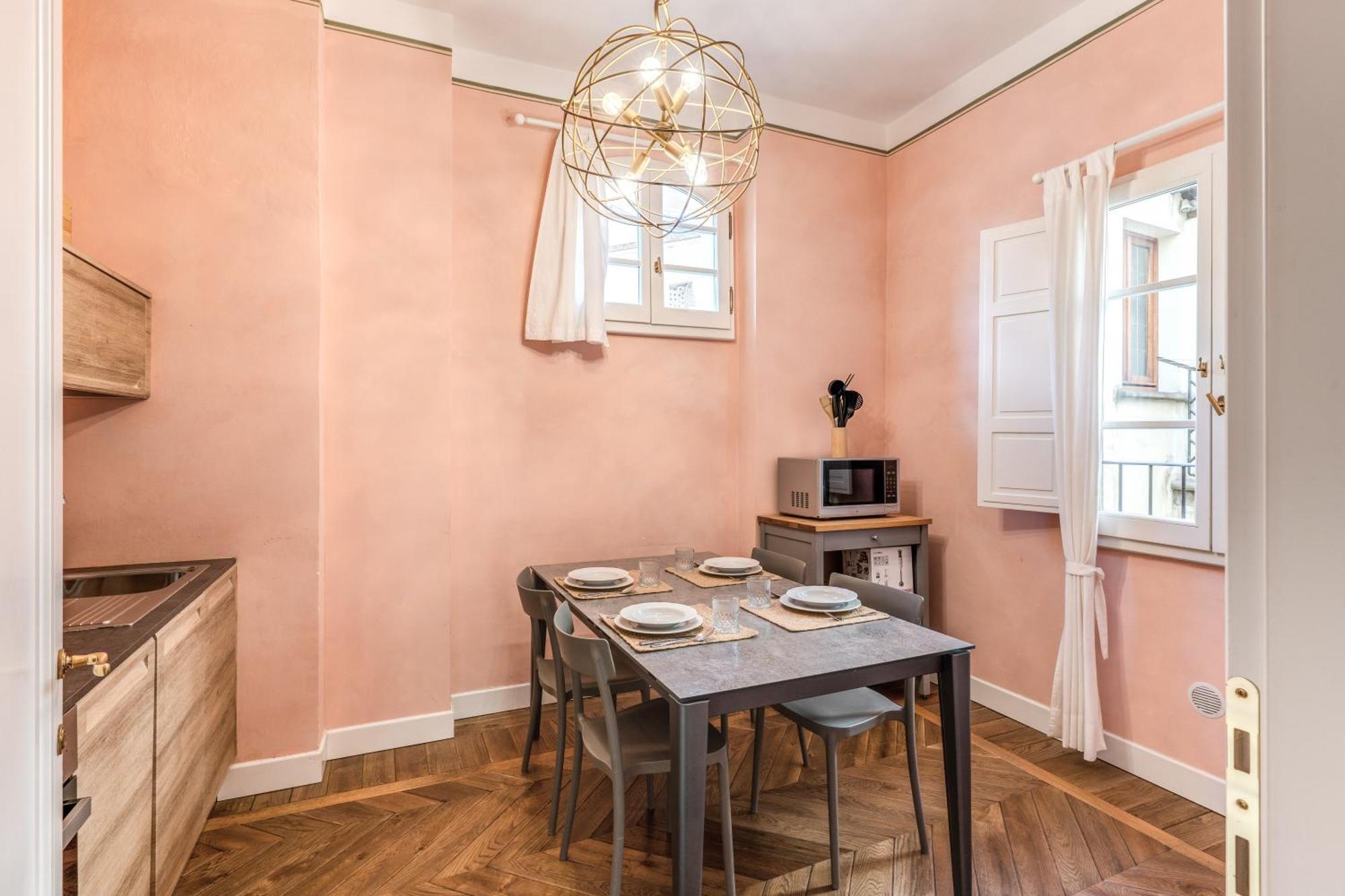 Futura Collection Center Apartment Florence