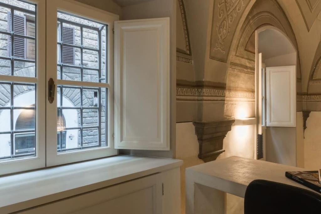 Keys Of Italy - Benci 20 Loft - Cherubini Luxurious Loft In Santa Croce Apartment Florence