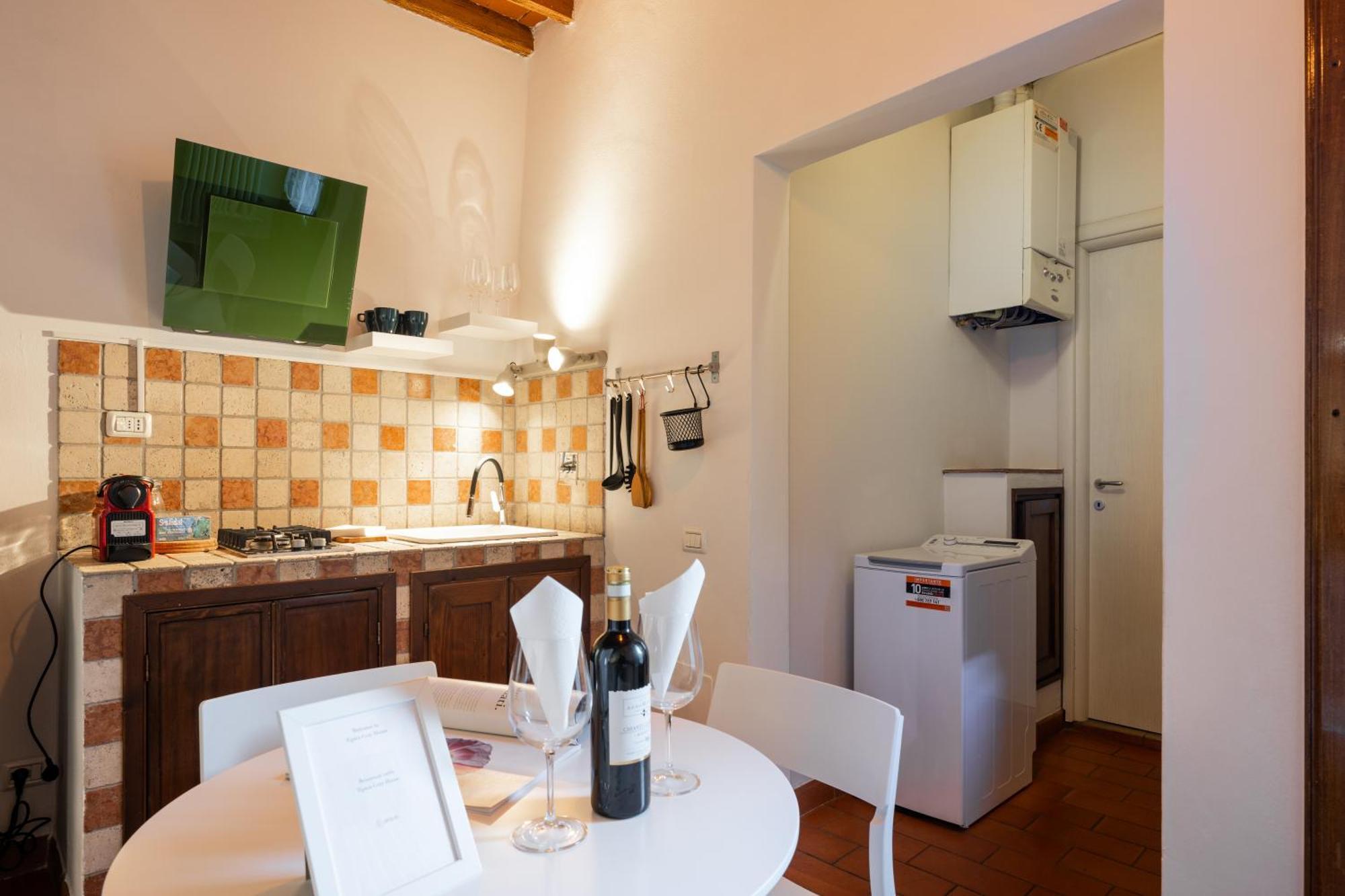 Appartement Tipica Cozy House + Parking! *