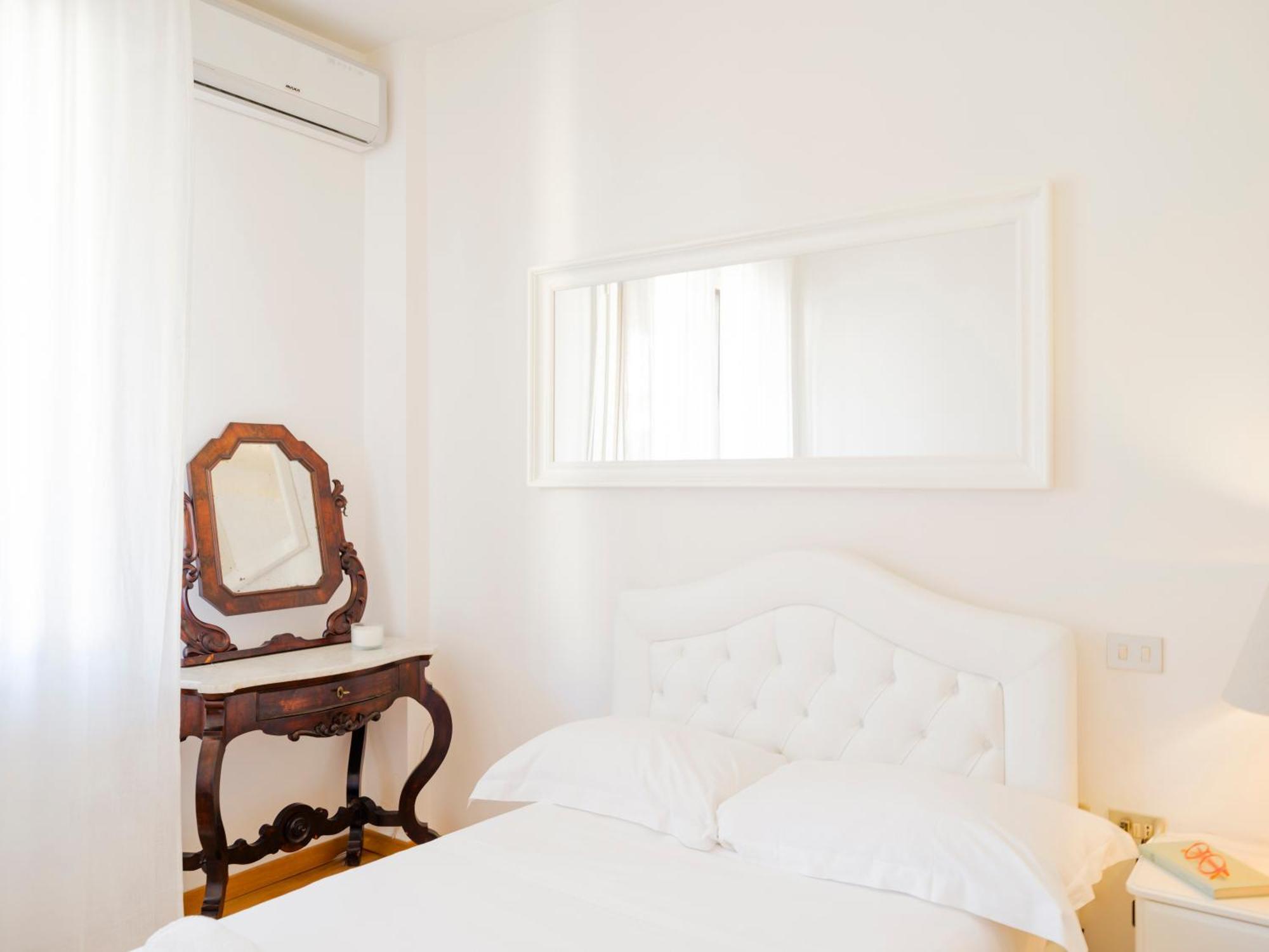 Casa Ari - Bright And Spacious Flat With Terrace Firenze