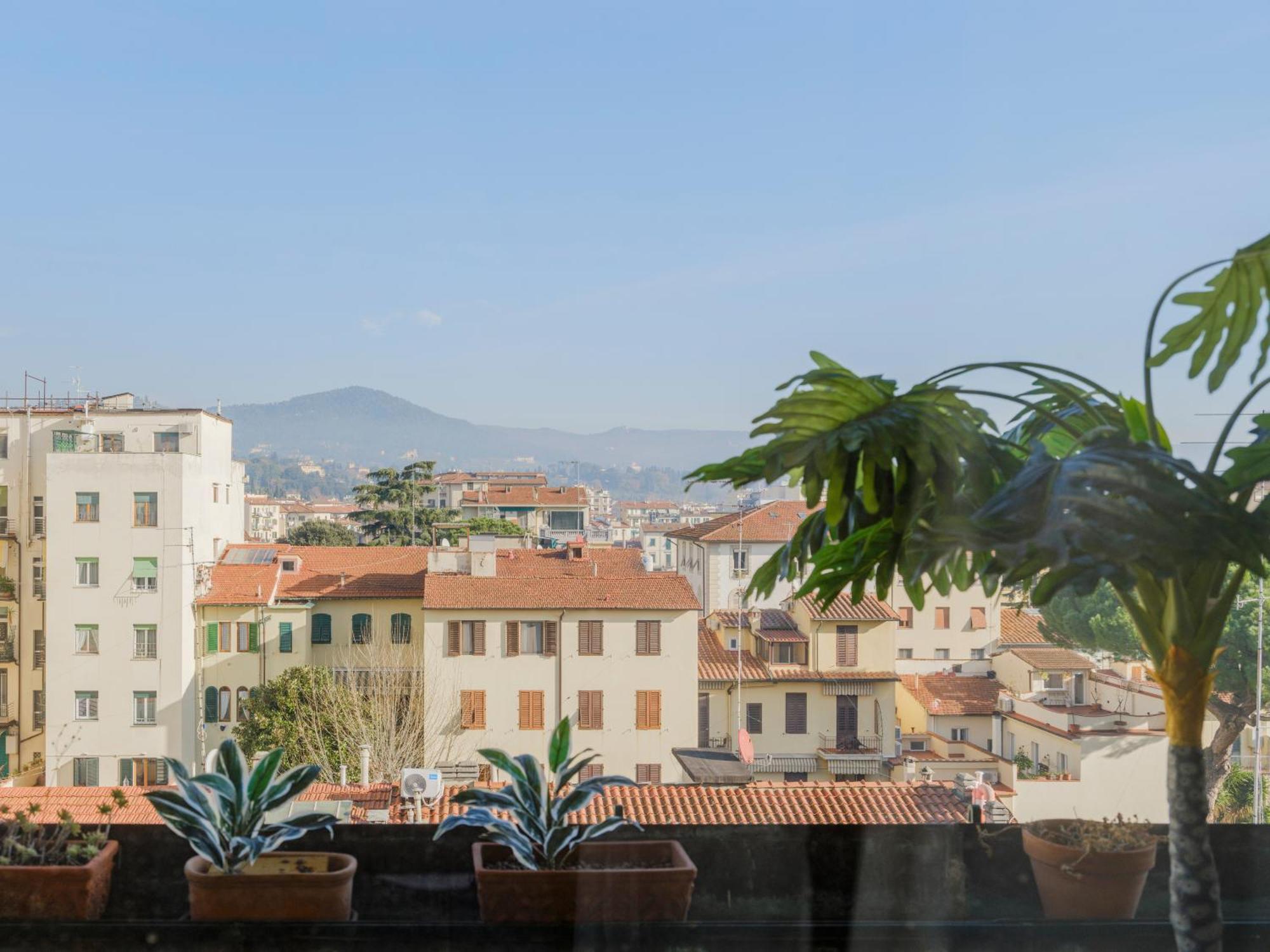 Casa Ari - Bright And Spacious Flat With Terrace Appartamento *