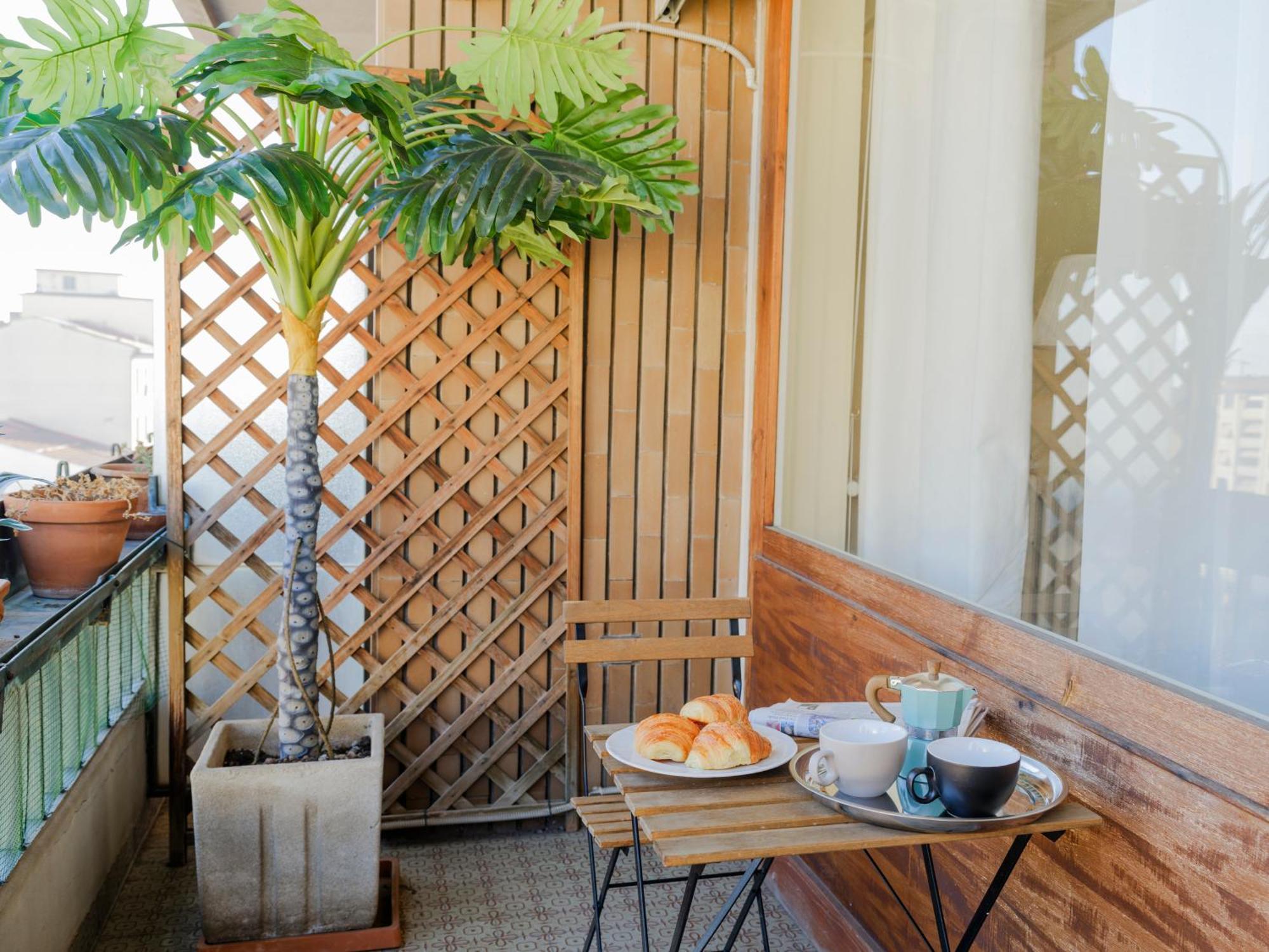 Casa Ari - Bright And Spacious Flat With Terrace Firenze
