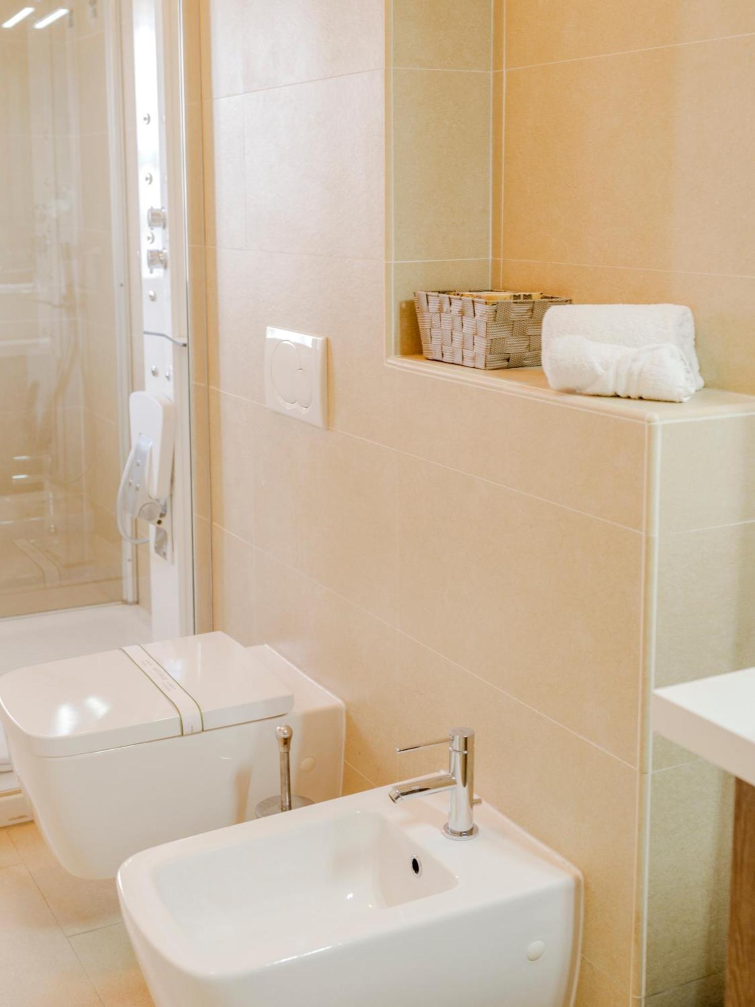 Casa Ari - Bright And Spacious Flat With Terrace * Firenze