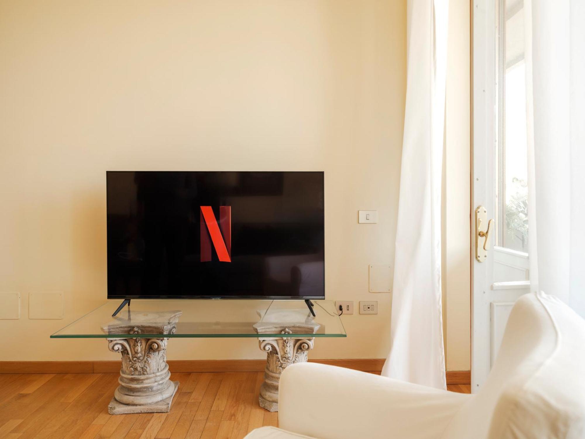 Casa Ari - Bright And Spacious Flat With Terrace Appartamento *