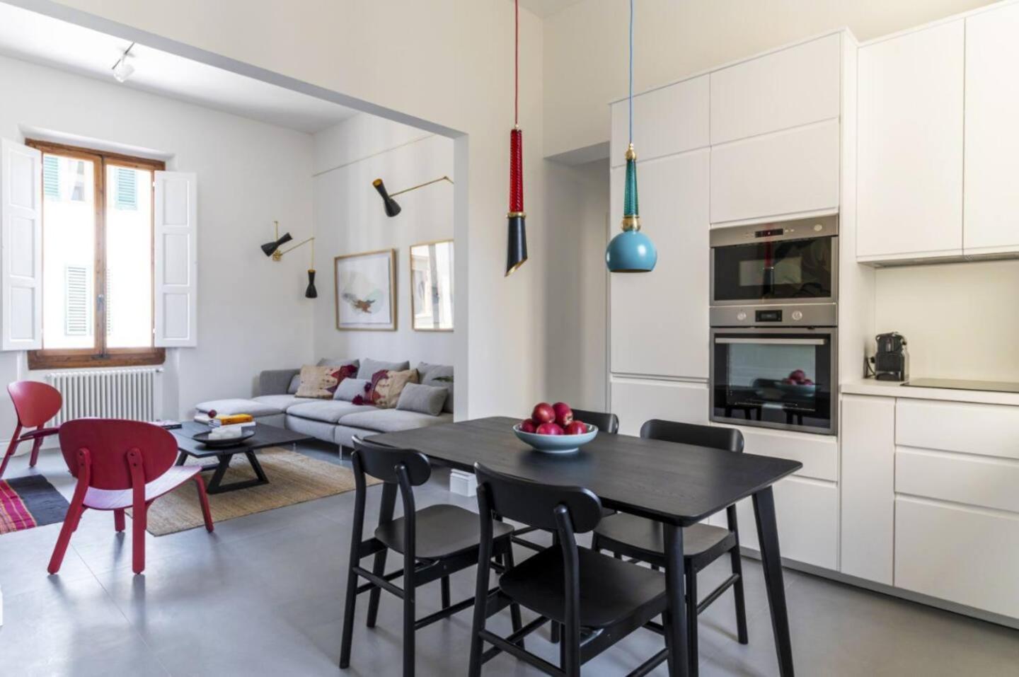 Modern Art - Art Pieces & Eclectic Deco Florence