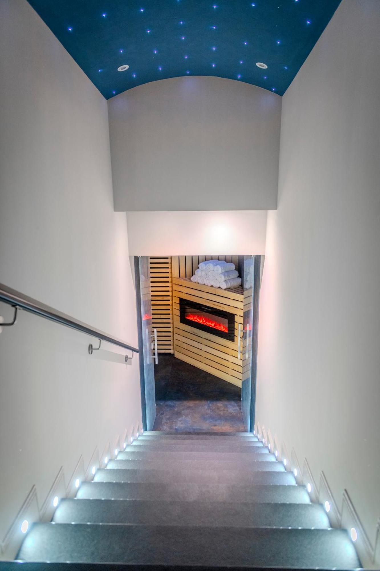 Hotell The Moon Boutique & 4*