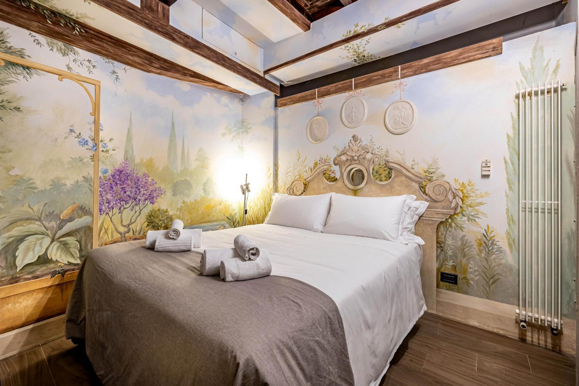 Yid Luxury Near Ponte Vecchio Firenze