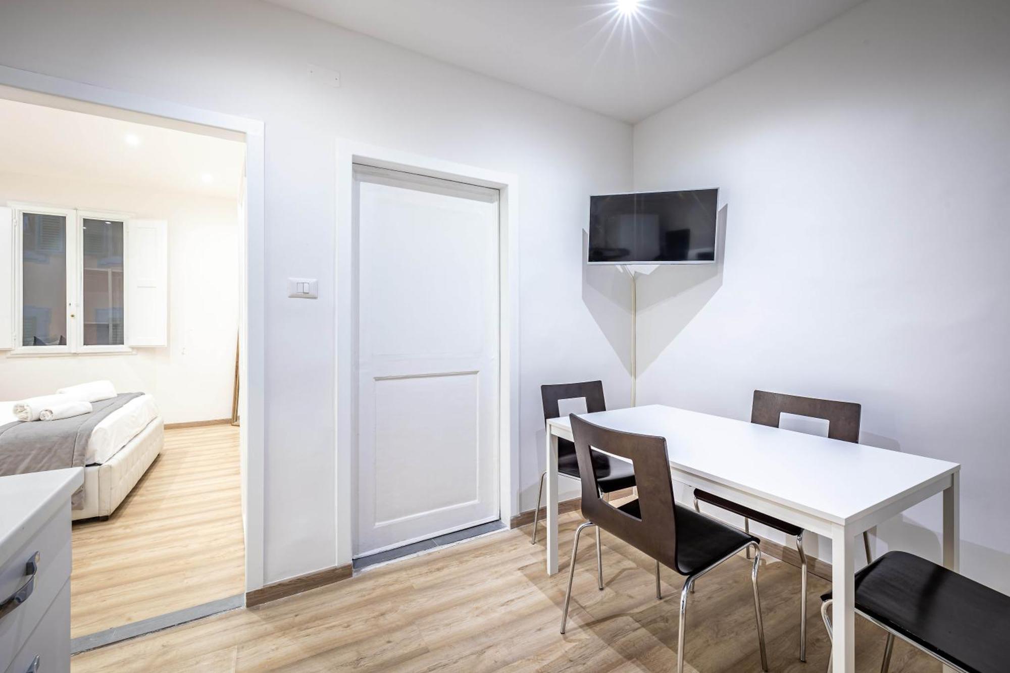 Yid Lovely Sangallo Apt Apartment