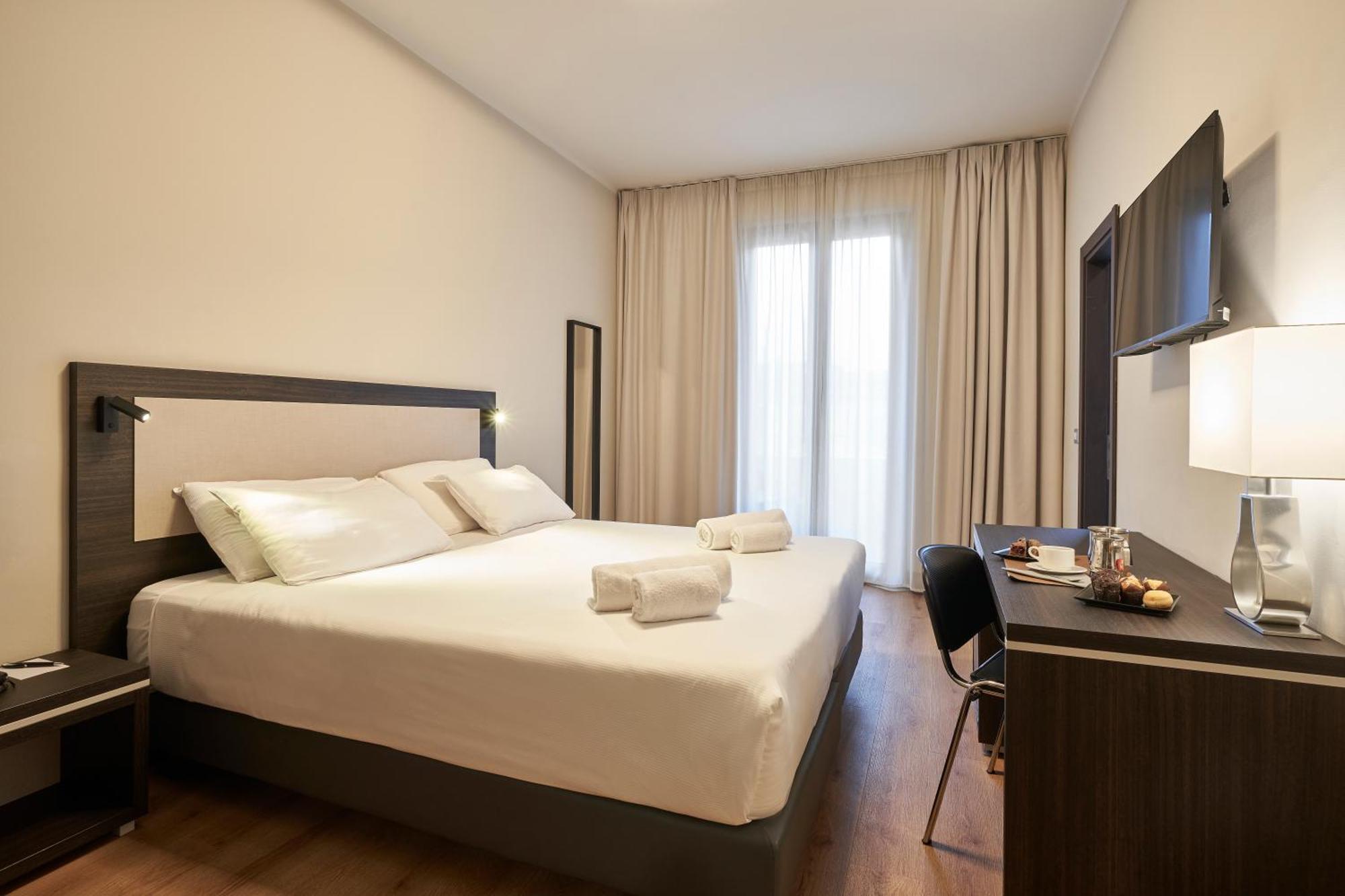 Leonardo Da Vinci Hotel 4*