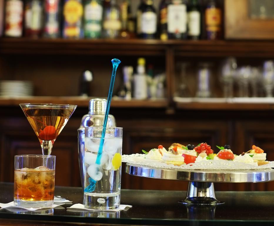 Hotel Albani 4*