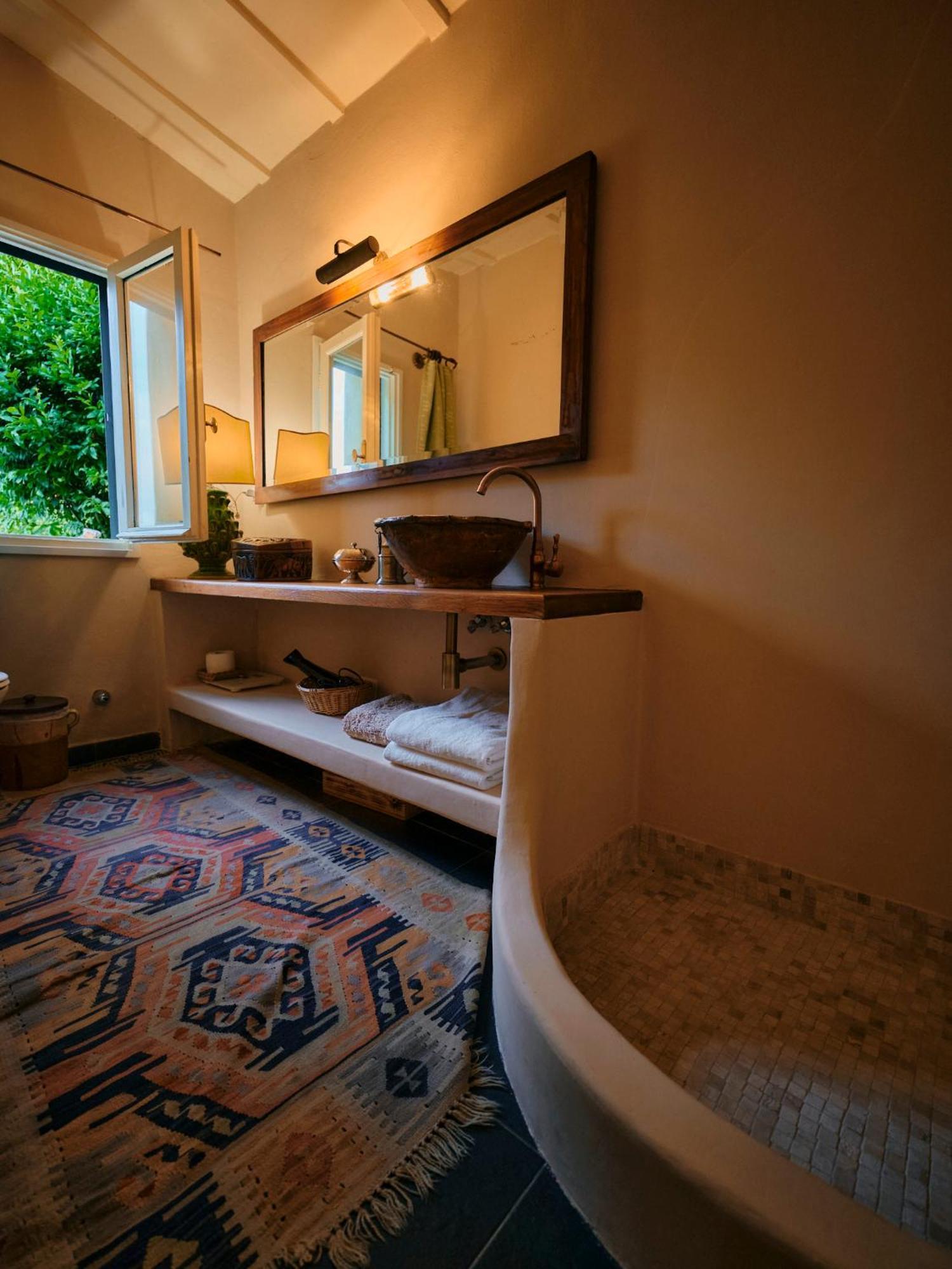 Charming Only For You, A Hidden Gem 10mn Walk To Historic Center, Stunning View